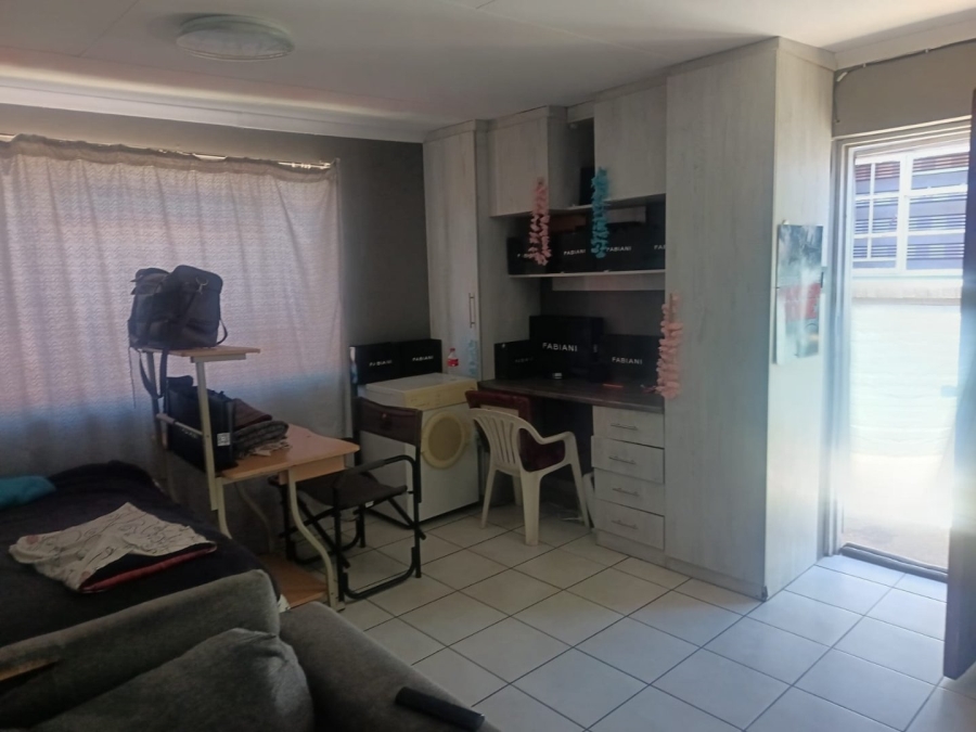 4 Bedroom Property for Sale in Herlear Northern Cape